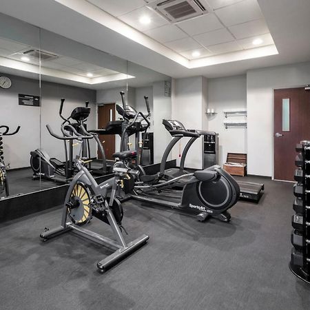 City Express By Marriott Guadalajara Aeropuerto Las Pintas Екстериор снимка