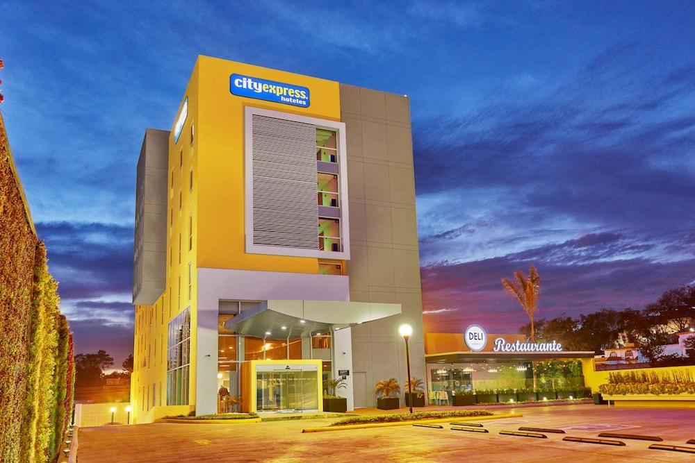 City Express By Marriott Guadalajara Aeropuerto Las Pintas Екстериор снимка