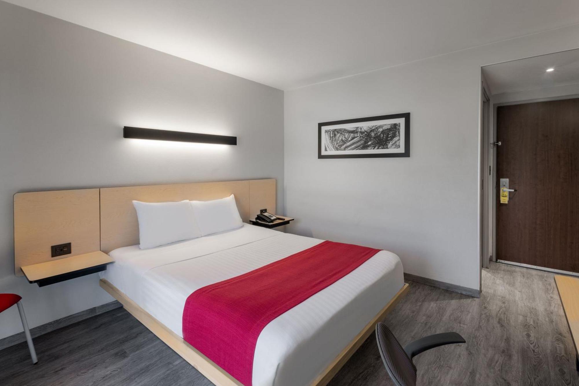 City Express By Marriott Guadalajara Aeropuerto Las Pintas Екстериор снимка