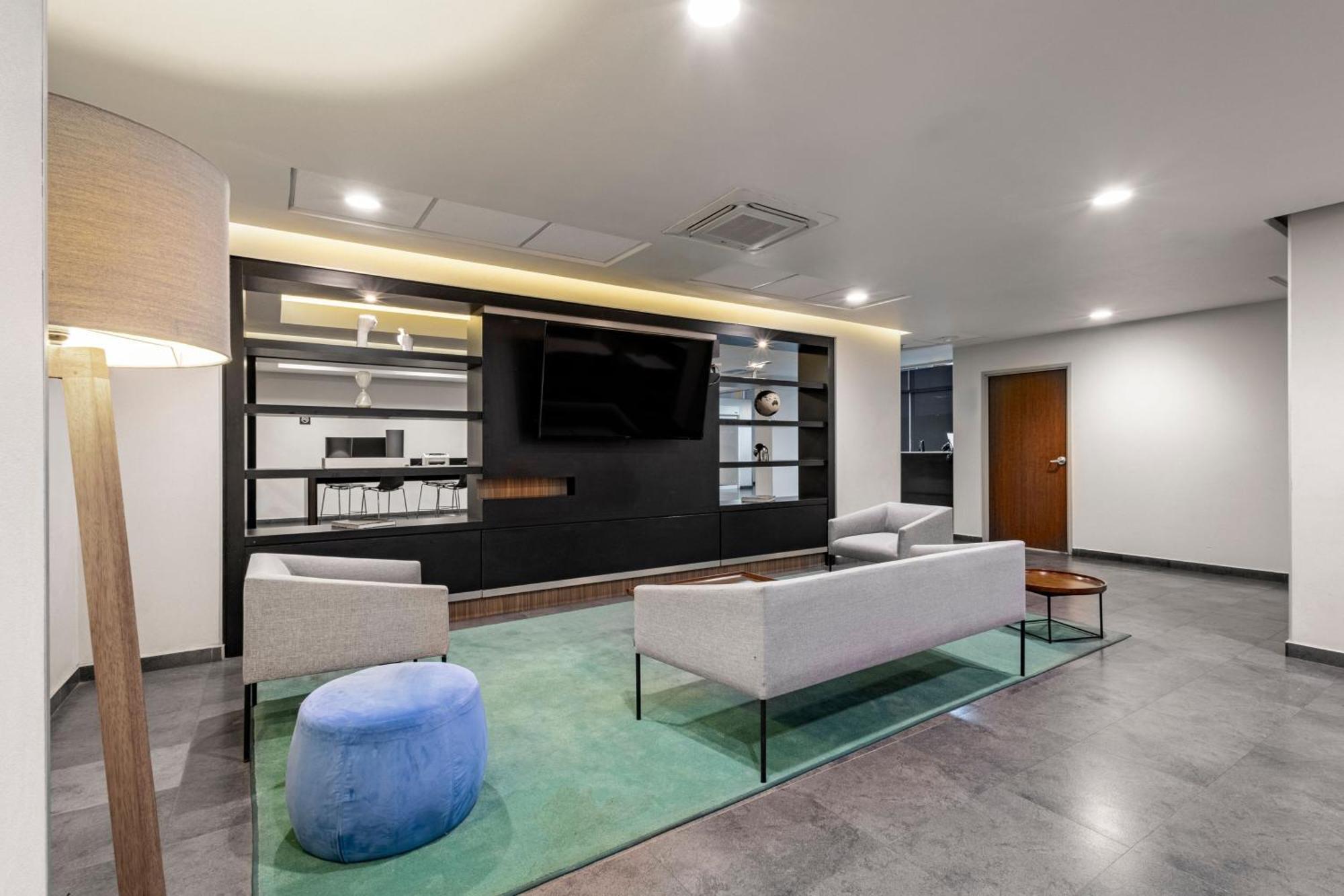 City Express By Marriott Guadalajara Aeropuerto Las Pintas Екстериор снимка